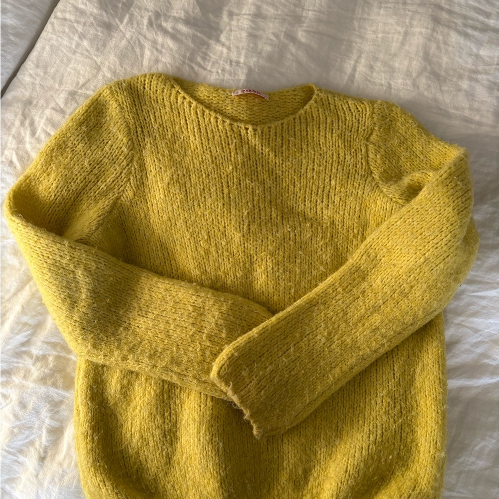 Elegant Yellow Knit Neck Sweater